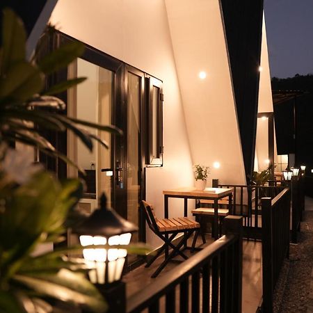 The Alchemist House Hotel Rishīkesh Exterior foto